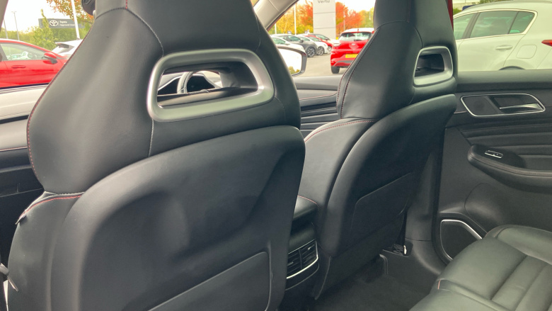 MG Hs 1.5 T-GDI Exclusive 5dr Petrol Hatchback